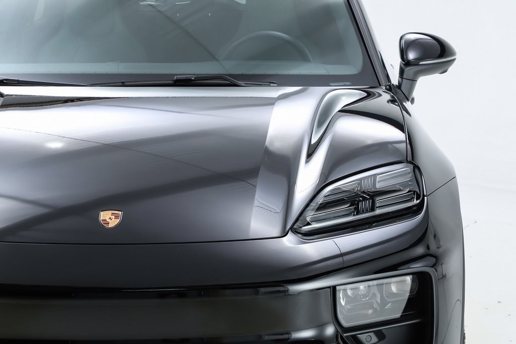 2025 Porsche Macan S - Photo 33