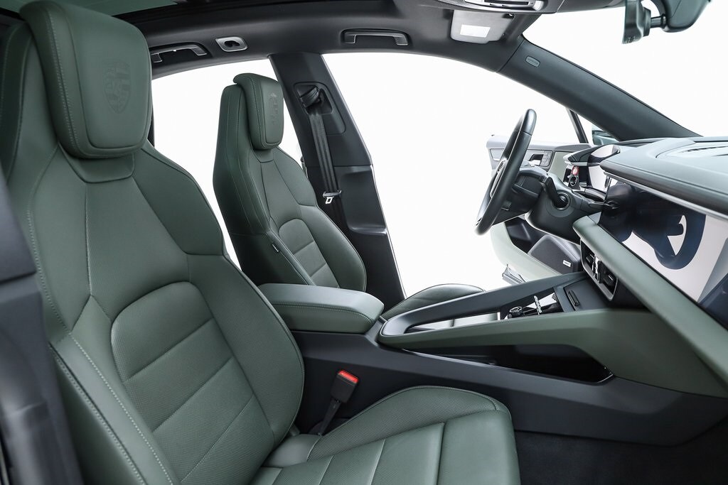 2025 Porsche Macan S - Photo 72