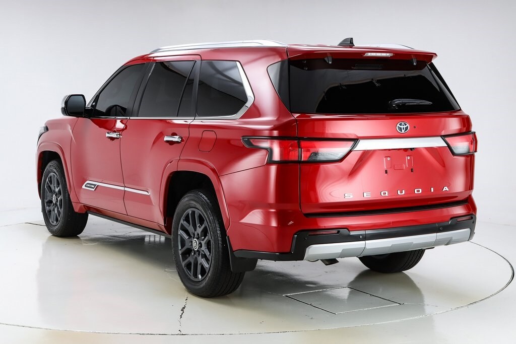 2024 Toyota Sequoia Capstone photo 3