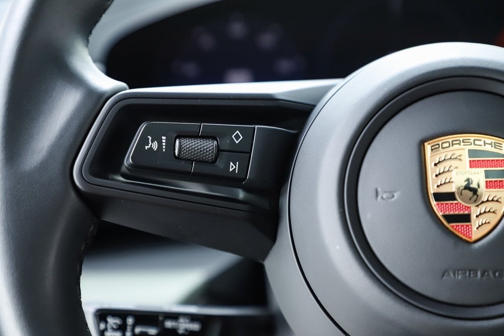 2025 Porsche Macan S - Photo 49