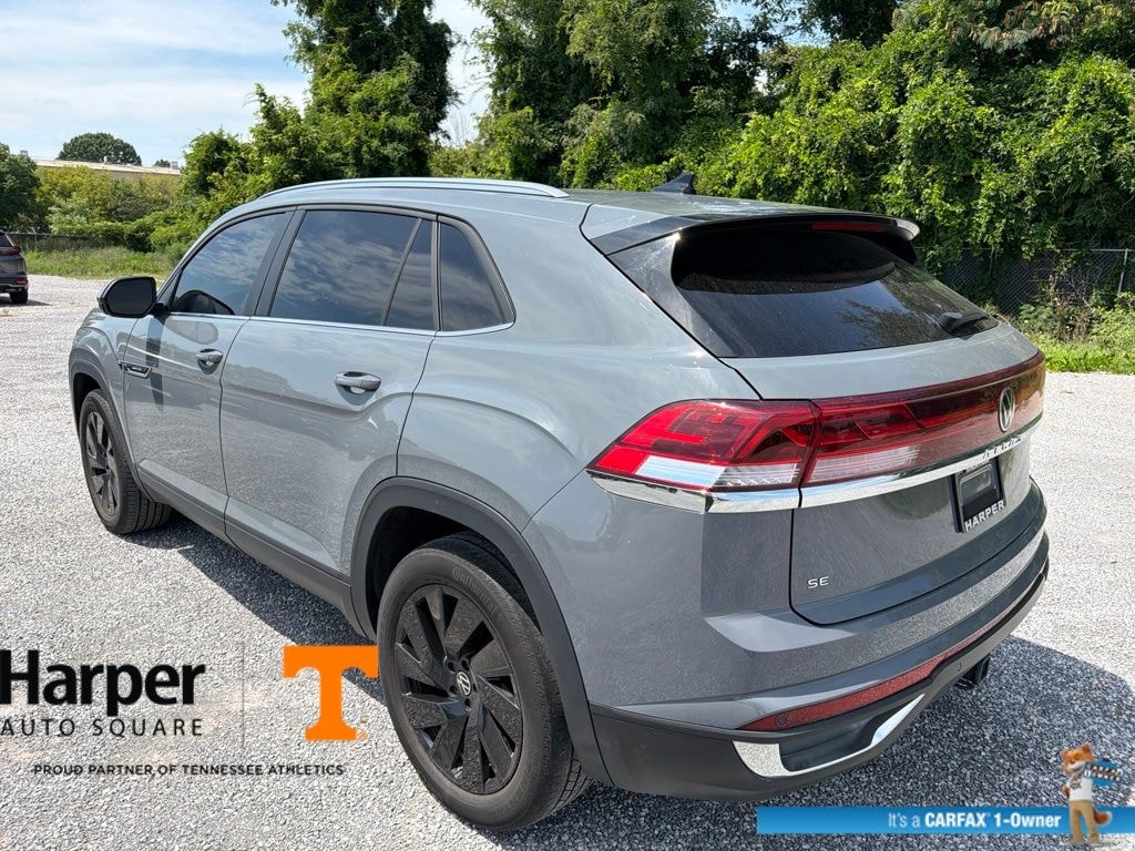Used 2024 Volkswagen Atlas Cross Sport 2.0T SE w/Technology SUV