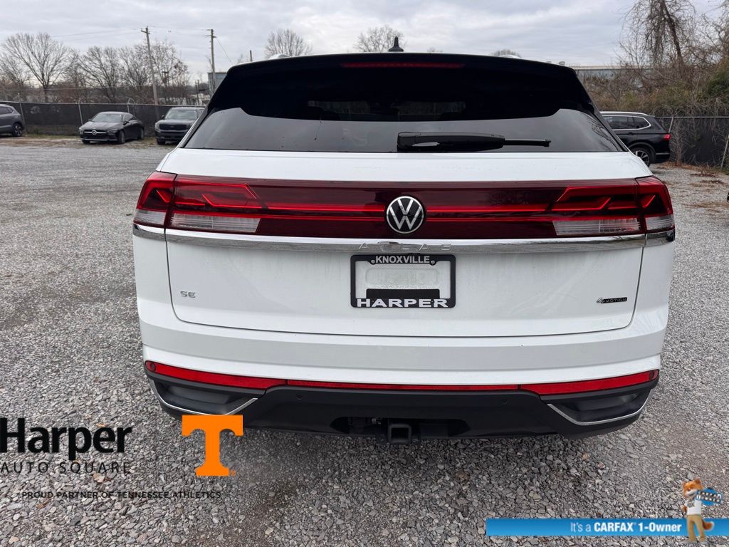 2025 Volkswagen Atlas Cross Sport SE Technology photo 4