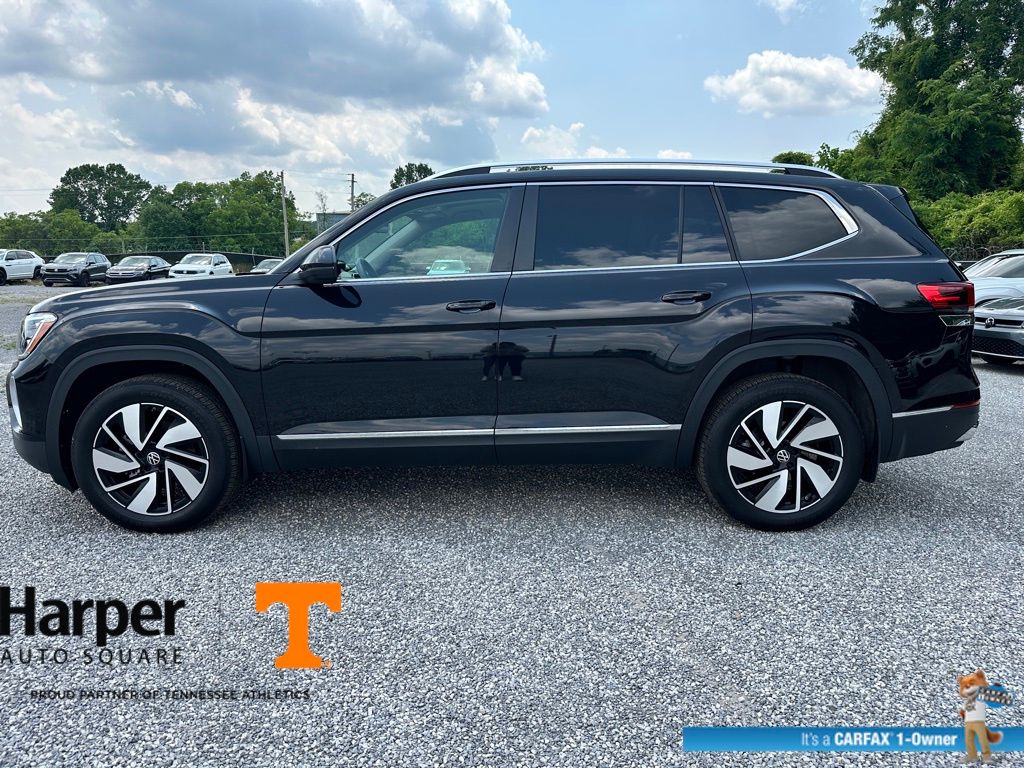 Used 2025 Volkswagen Atlas SEL with VIN 1V2BR2CA2SC511949 for sale in Knoxville, TN