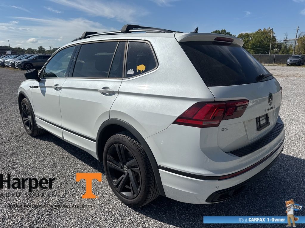 2024 Volkswagen Tiguan SE R-Line Black photo 2