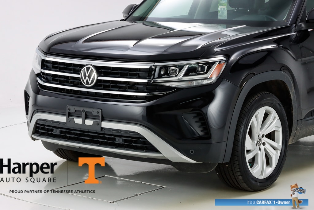 Used 2021 Volkswagen Atlas SE w/Tech with VIN 1V2HR2CA6MC588854 for sale in Knoxville, TN