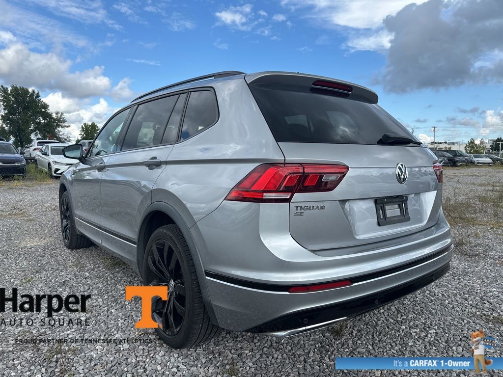 2020 Volkswagen Tiguan SE R-Line Black photo 3