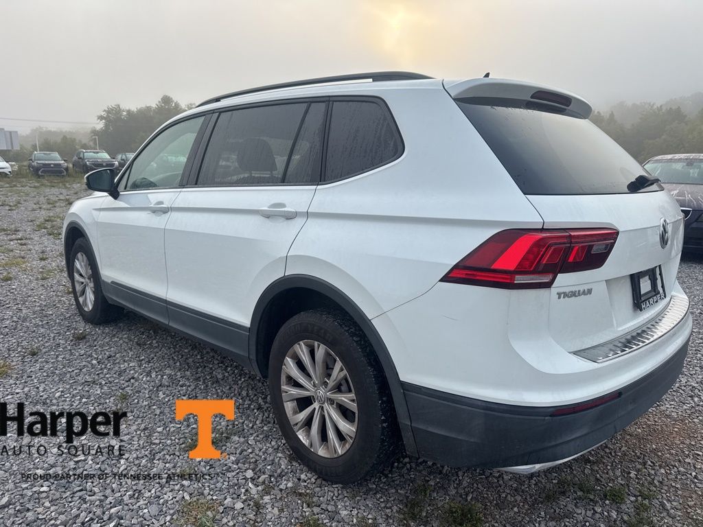 2020 Volkswagen Tiguan S photo 2