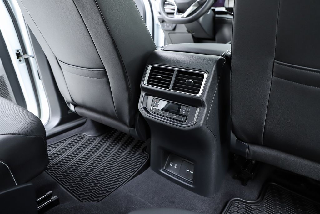 2026 Volkswagen Atlas SEL Premium R-Line - Photo 39