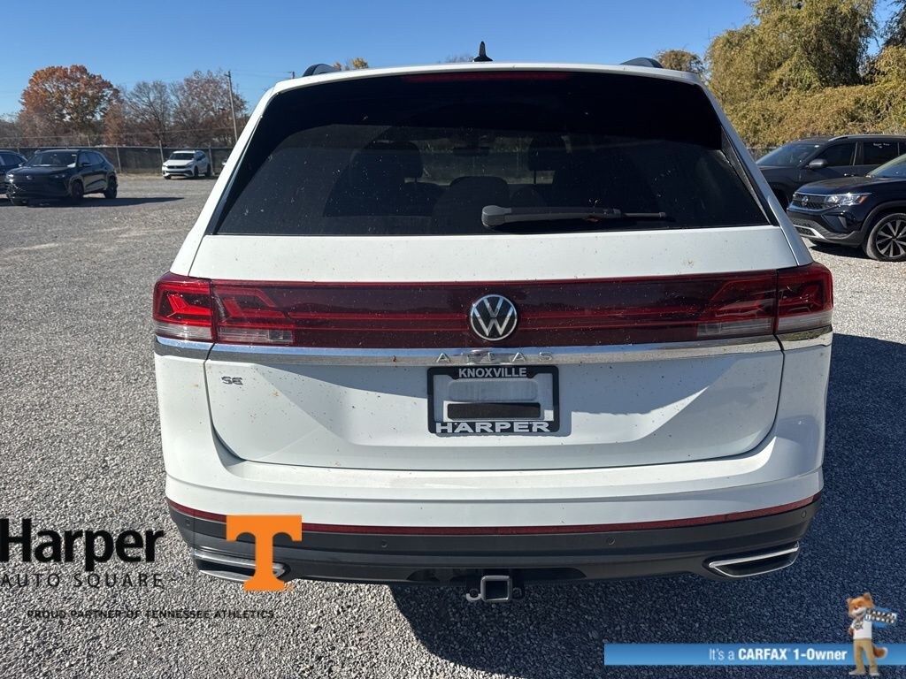 Used 2024 Volkswagen Atlas 2.0T SE w/Technology SUV