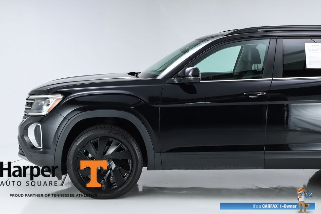 Used 2024 Volkswagen Atlas 2.0T SE w/Technology SUV