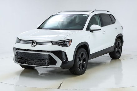 2025 Volkswagen Taos 1.5T SEL SUV