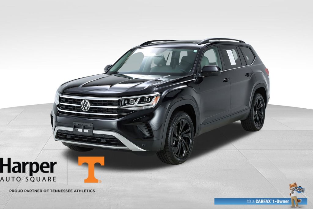 2022 Volkswagen Atlas SE w/Tech's photo