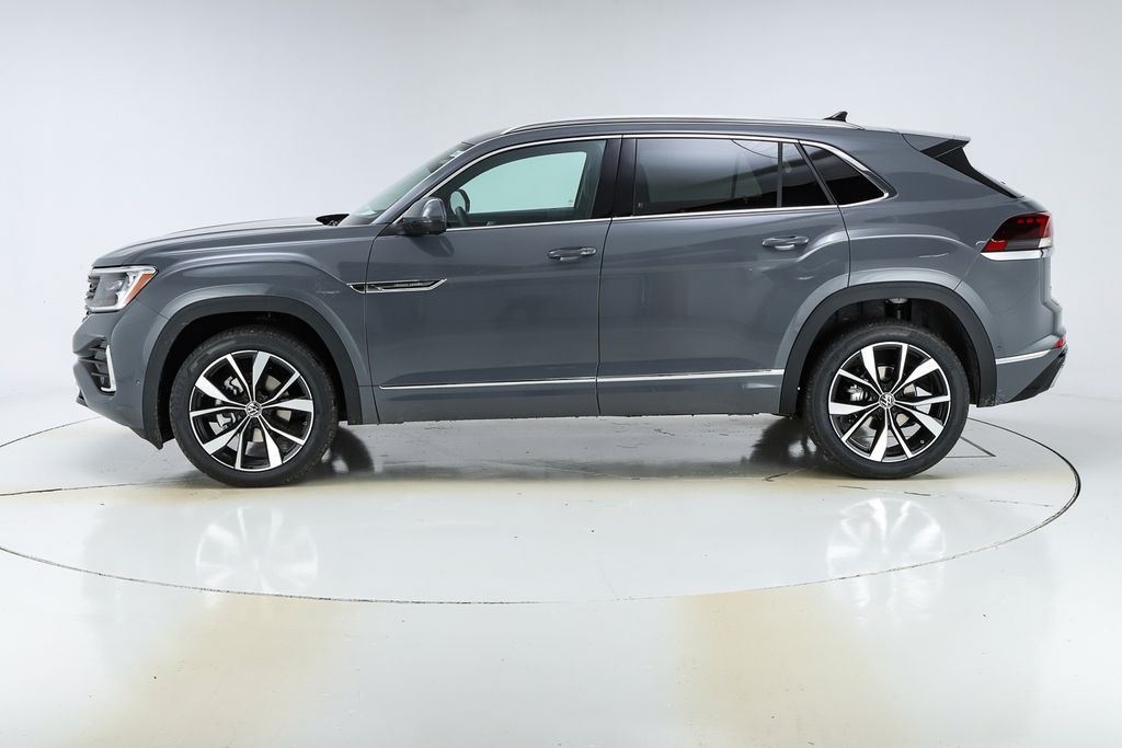 2026 Volkswagen Atlas Cross Sport SEL Premium R-Line photo 2
