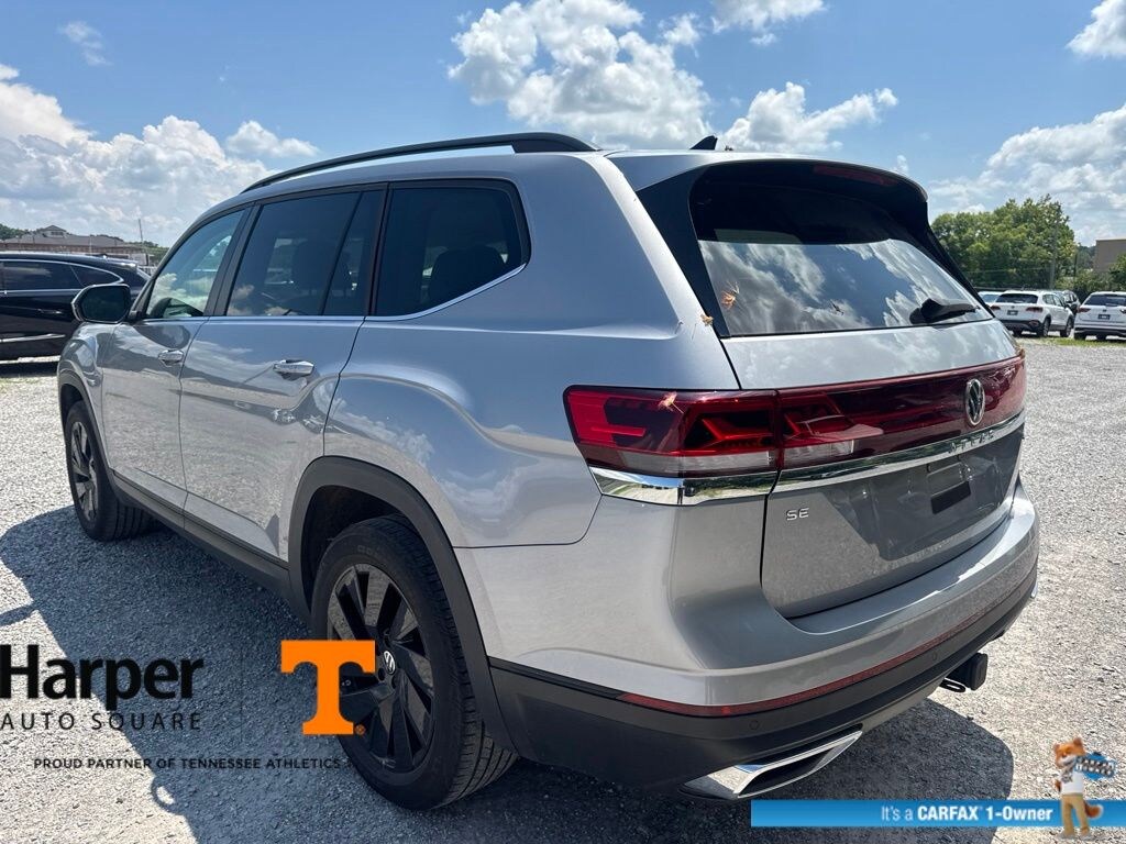 Used 2024 Volkswagen Atlas 2.0T SE w/Technology SUV