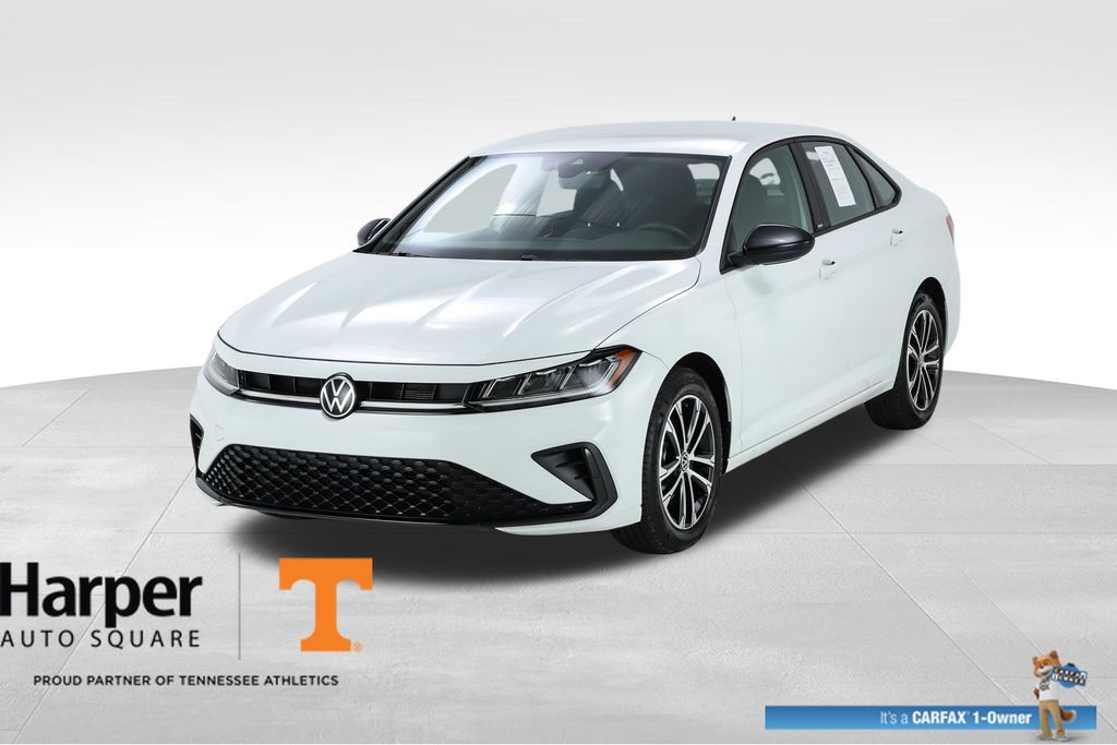 Pure White 2025 Volkswagen Jetta Sedan Front-Wheel Drive 8-Speed Automatic