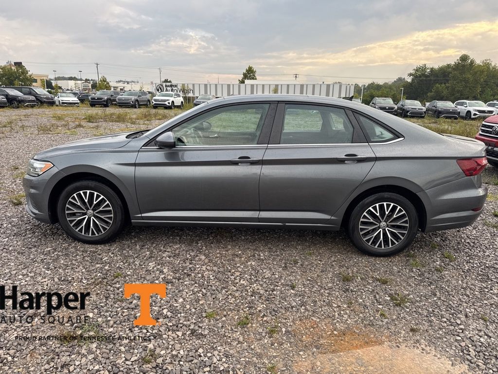 2021 Volkswagen Jetta 1.4T SE photo 2