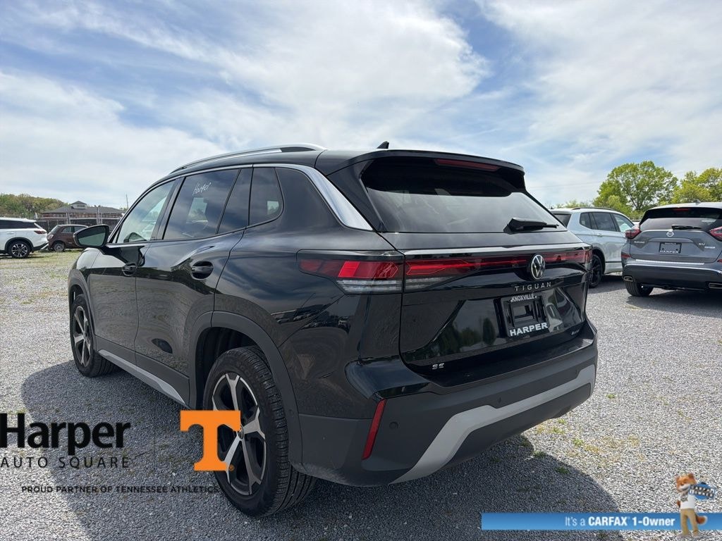 Used 2025 Volkswagen Tiguan 2.0T SE SUV