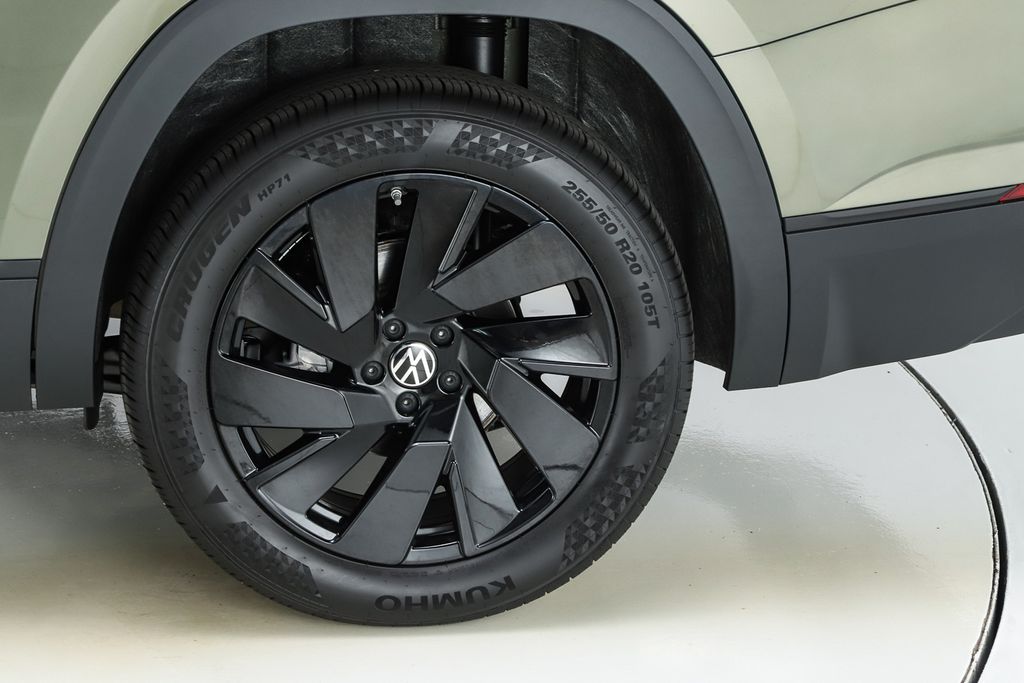 2026 Volkswagen Atlas SE w/Tech - Photo 6