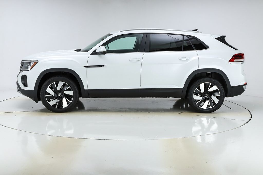 New 2026 Volkswagen Atlas Cross Sport 2.0T SE w/Technology SUV