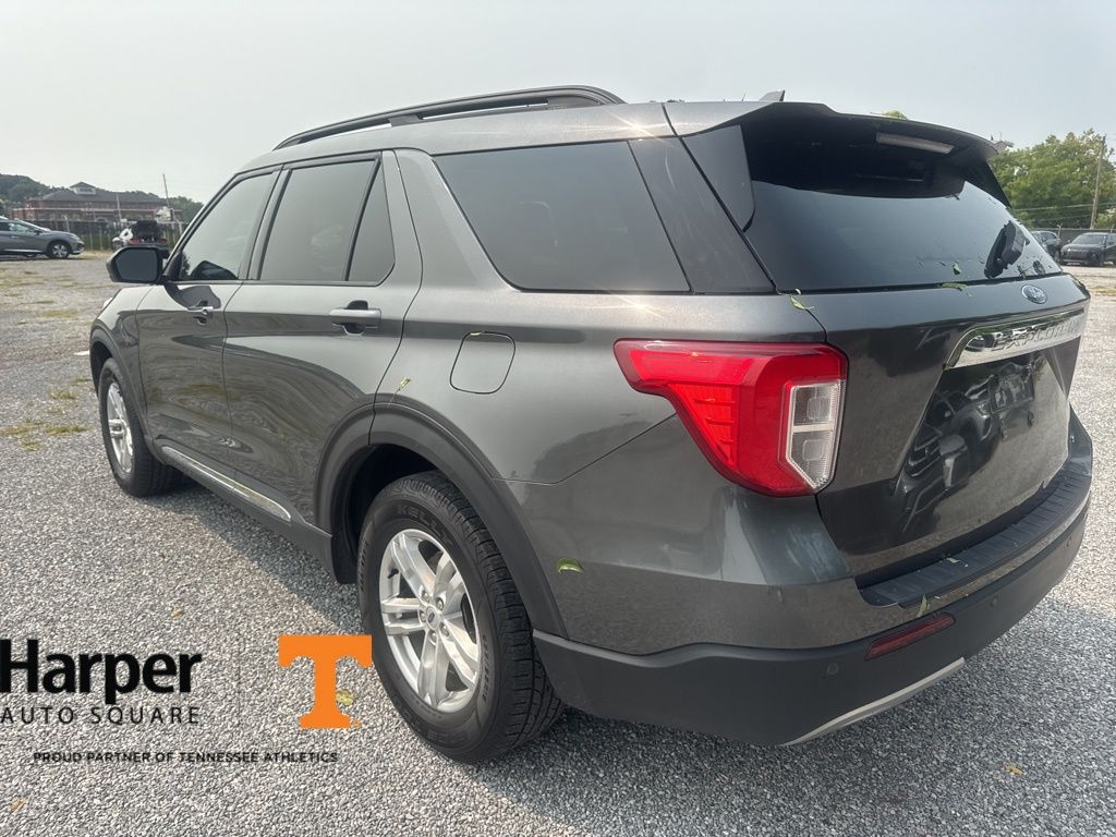 2020 Ford Explorer XLT photo 2