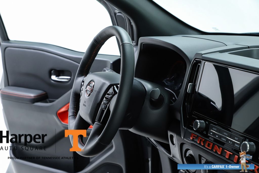 2025 Nissan Frontier PRO-4X - Photo 34