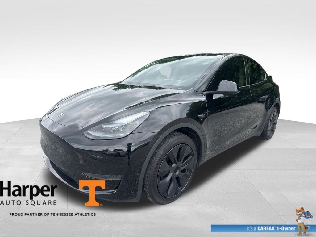 2024 Tesla Model Y Long Range Rear Wheel Drive's photo