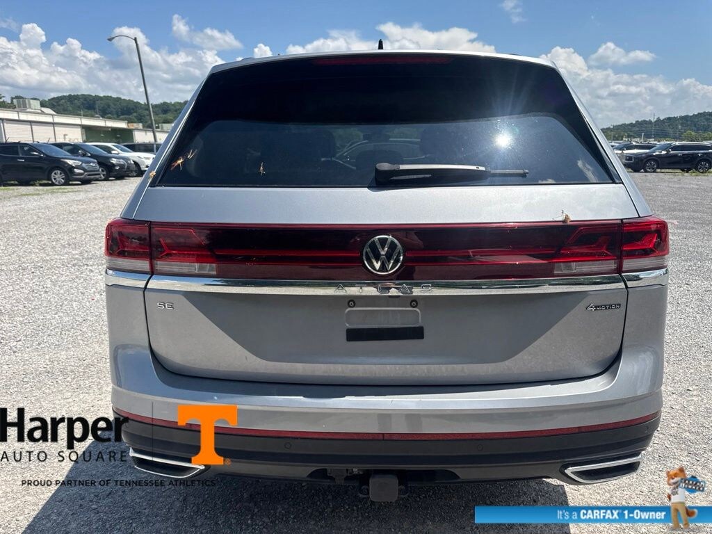 Used 2024 Volkswagen Atlas 2.0T SE w/Technology SUV