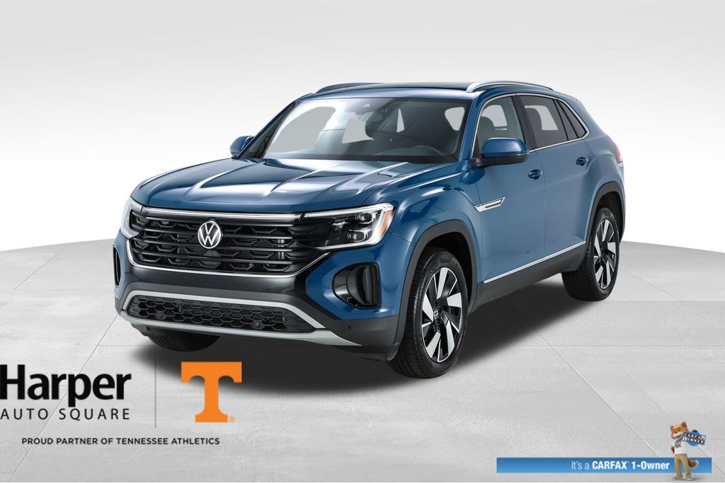 2025 Volkswagen Atlas Cross Sport 2.0T SEL 4MOTION's photo