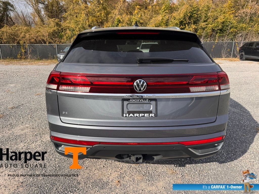 Used 2024 Volkswagen Atlas Cross Sport 2.0T SE w/Technology SUV