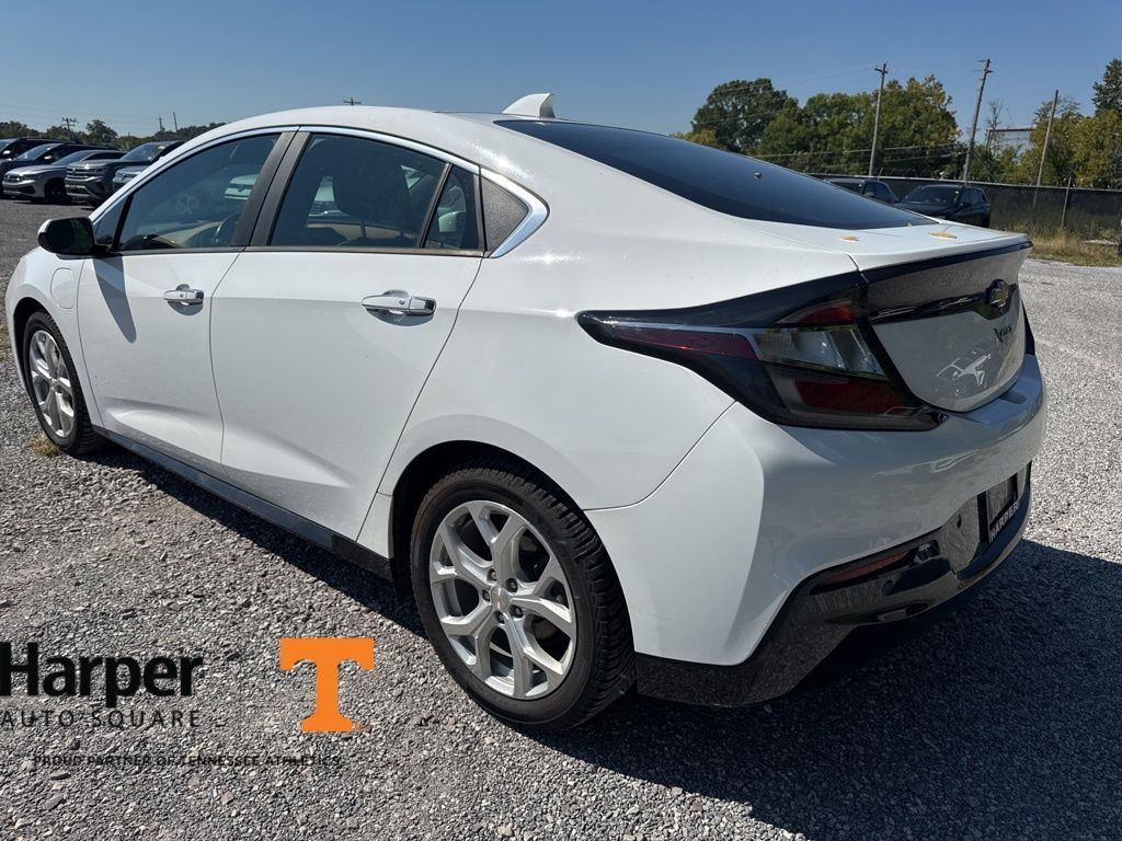 2018 Chevrolet Volt Premier photo 3