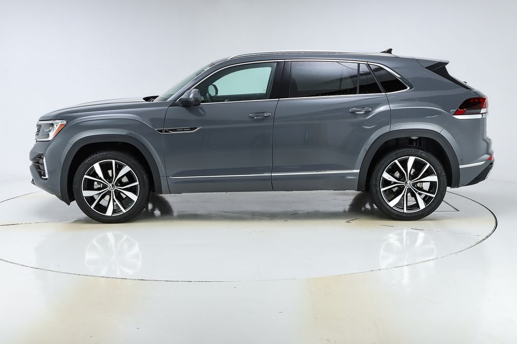 2026 Volkswagen Atlas Cross Sport SEL Premium R-Line photo 2