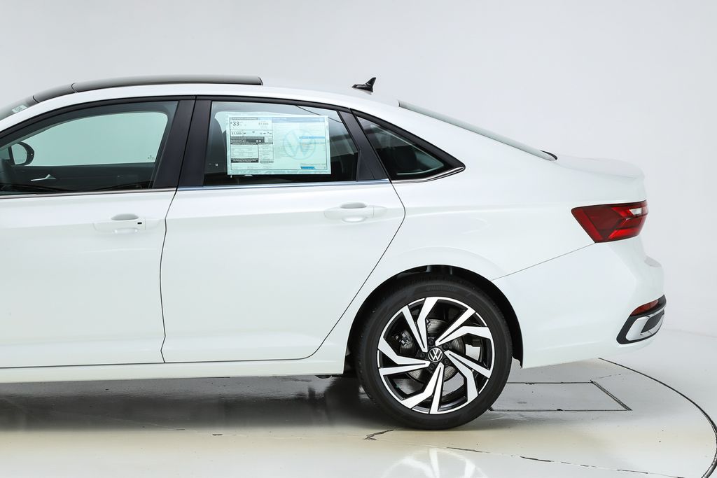 2026 Volkswagen Jetta 1.5T SEL photo 4