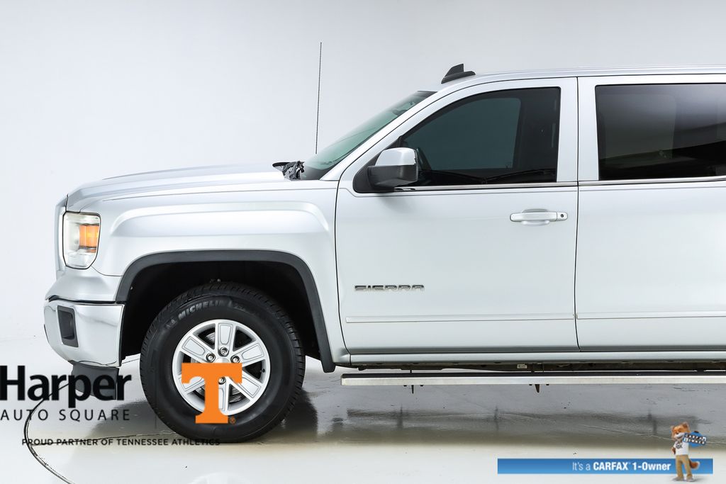 2015 Gmc Sierra 1500 SLE photo 3