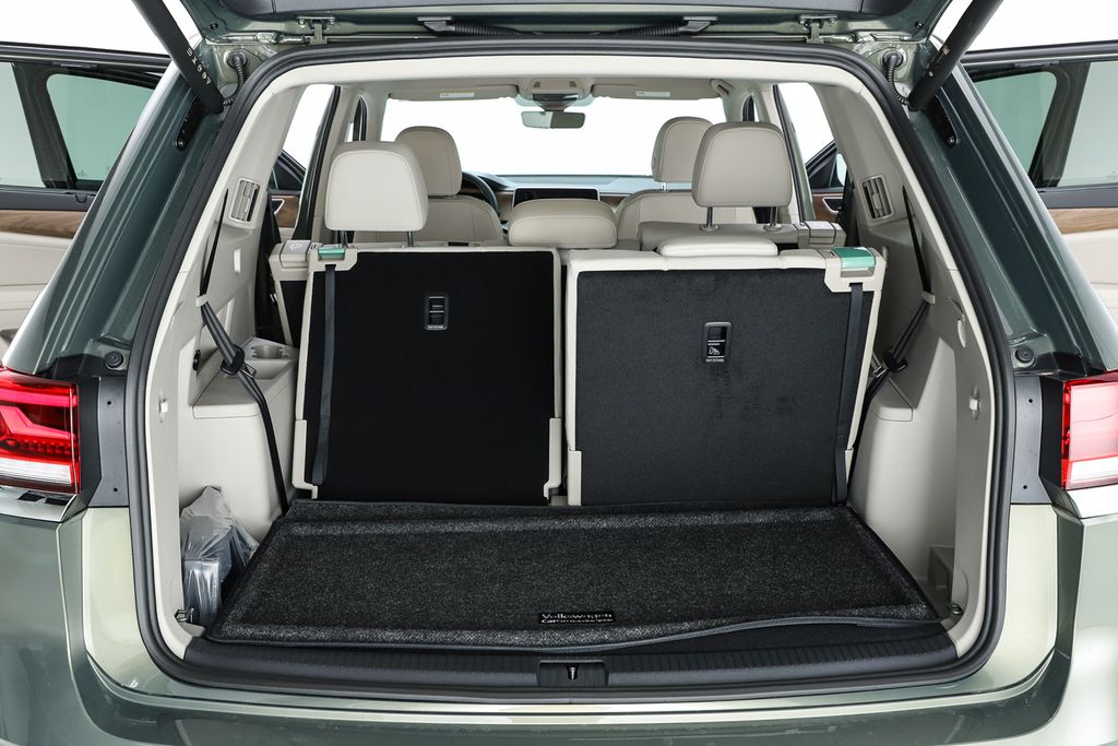 2026 Volkswagen Atlas SE w/Tech - Photo 29