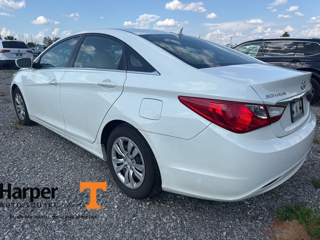 2011 Hyundai Sonata GLS photo 3