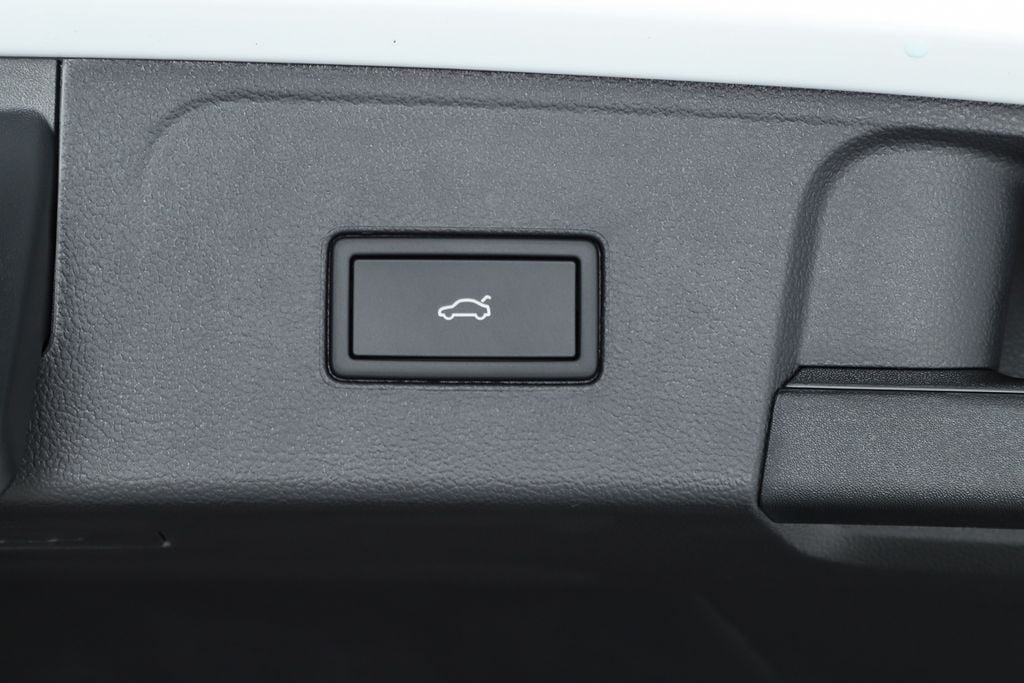 2026 Volkswagen Atlas SEL Premium R-Line - Photo 30