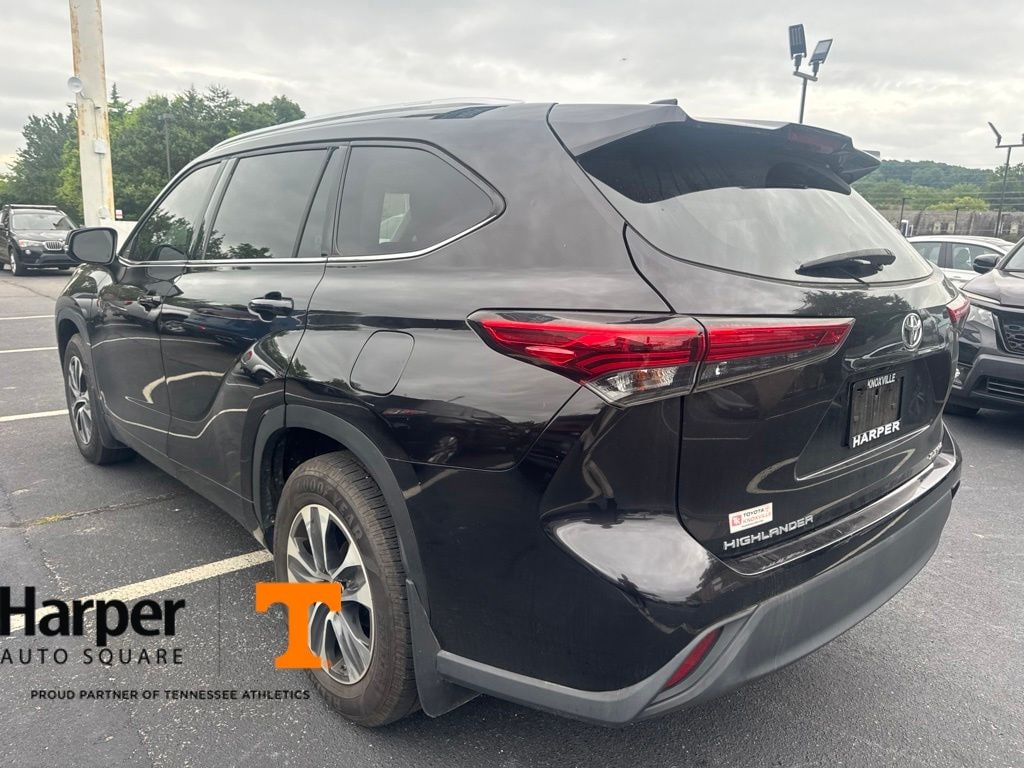 Used 2020 Toyota Highlander XLE SUV