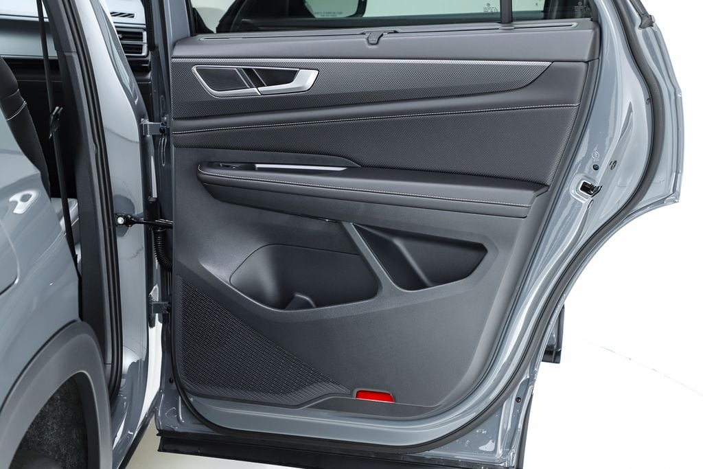 2026 Volkswagen Atlas Cross Sport SEL - Photo 31