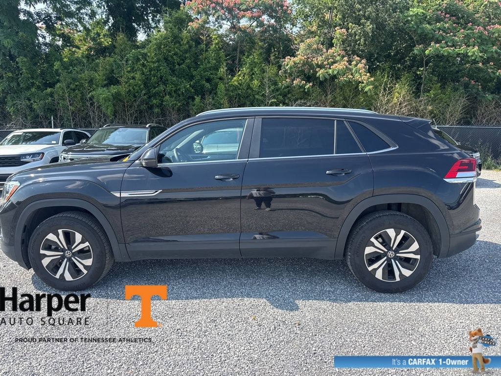 Used 2024 Volkswagen Atlas Cross Sport SE with VIN 1V2LE2CA2RC242653 for sale in Knoxville, TN
