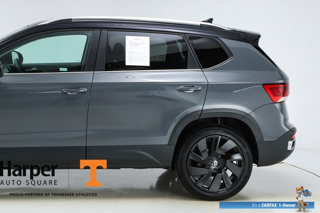 Used 2024 Volkswagen Taos 1.5T SE SUV