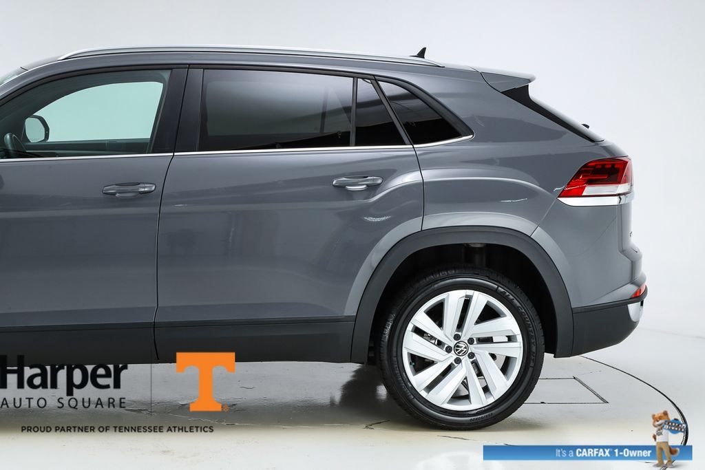 Used 2022 Volkswagen Atlas Cross Sport 3.6L V6 SE w/Technology SUV