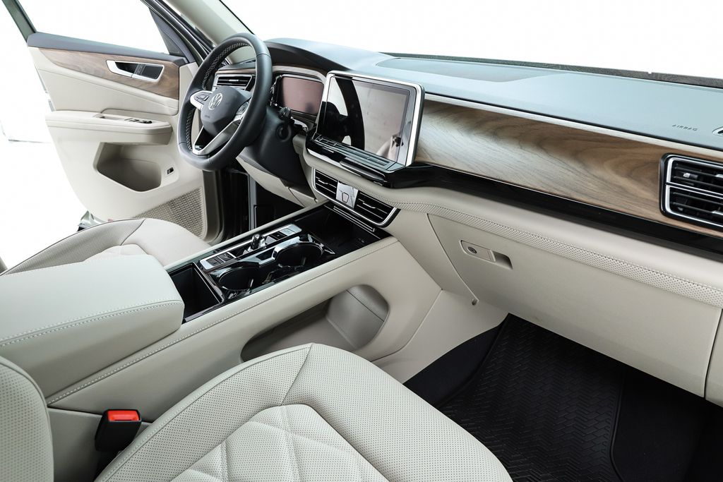 2026 Volkswagen Atlas SE w/Tech - Photo 33