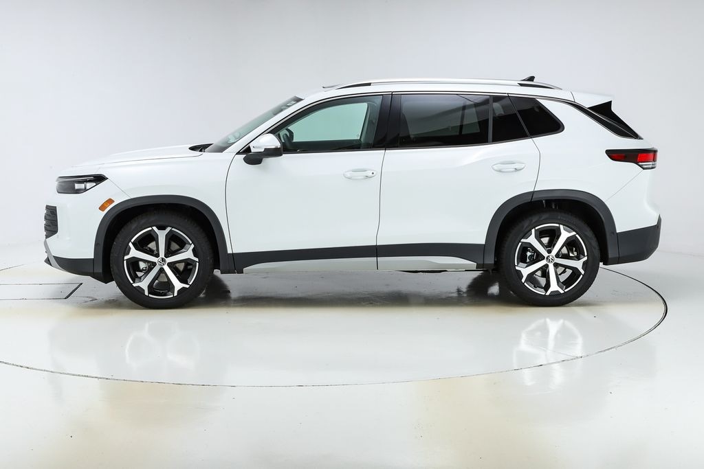 New 2025 Volkswagen Tiguan 2.0T SE SUV