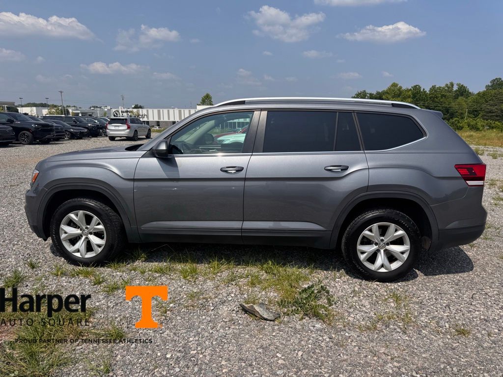 Used 2019 Volkswagen Atlas SE w/Tech with VIN 1V2UR2CA3KC546721 for sale in Knoxville, TN