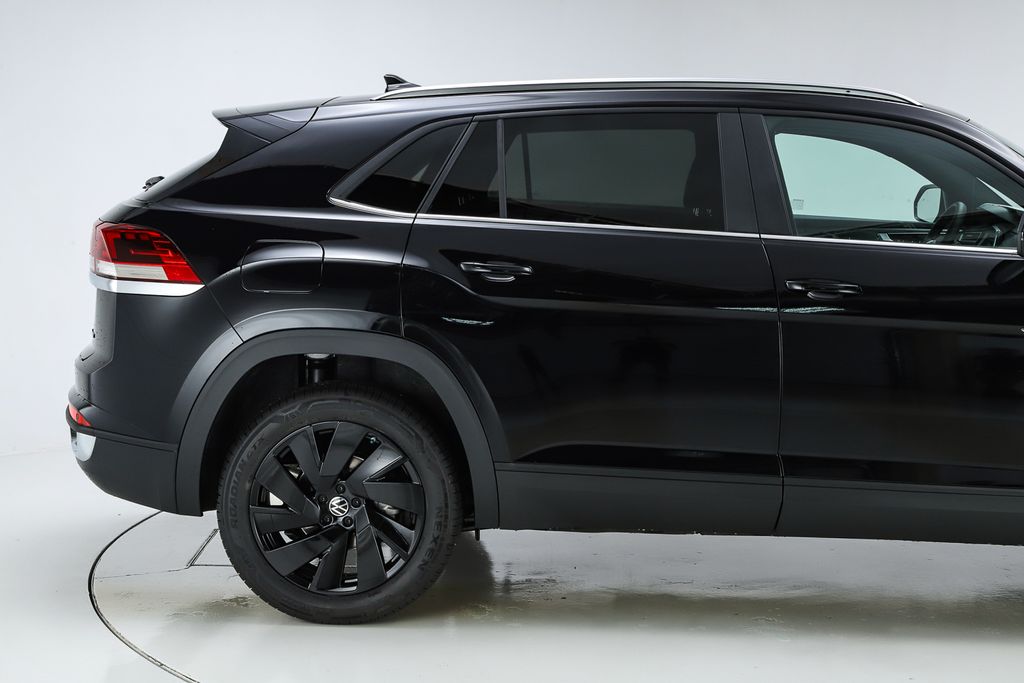 2026 Volkswagen Atlas Cross Sport SE w/Tech - Photo 11