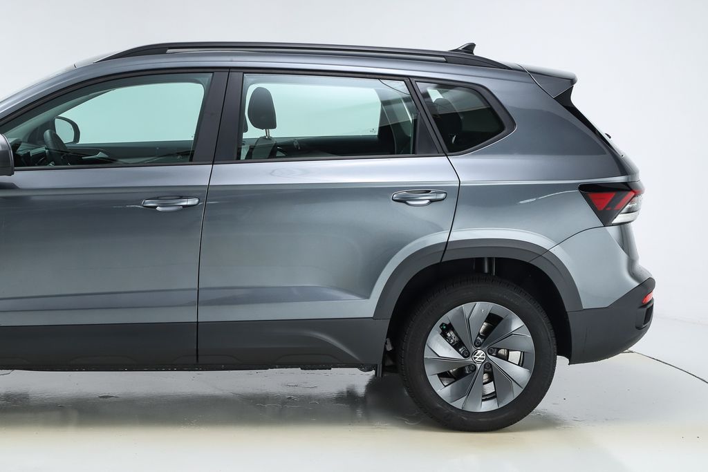 2025 Volkswagen Taos S photo 4