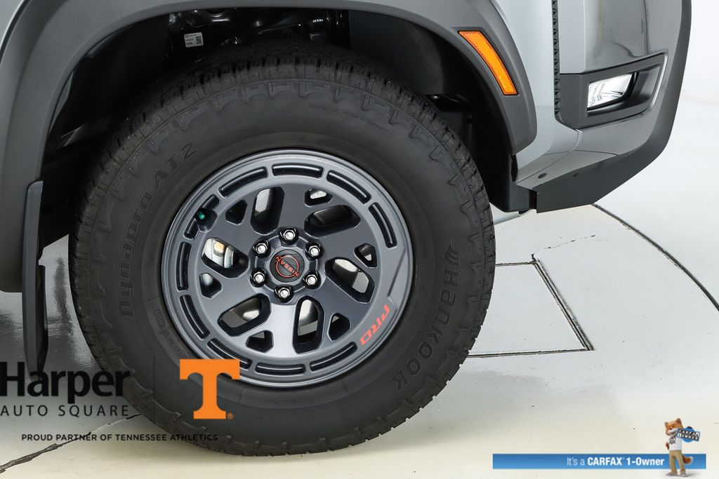 2025 Nissan Frontier PRO-4X - Photo 14