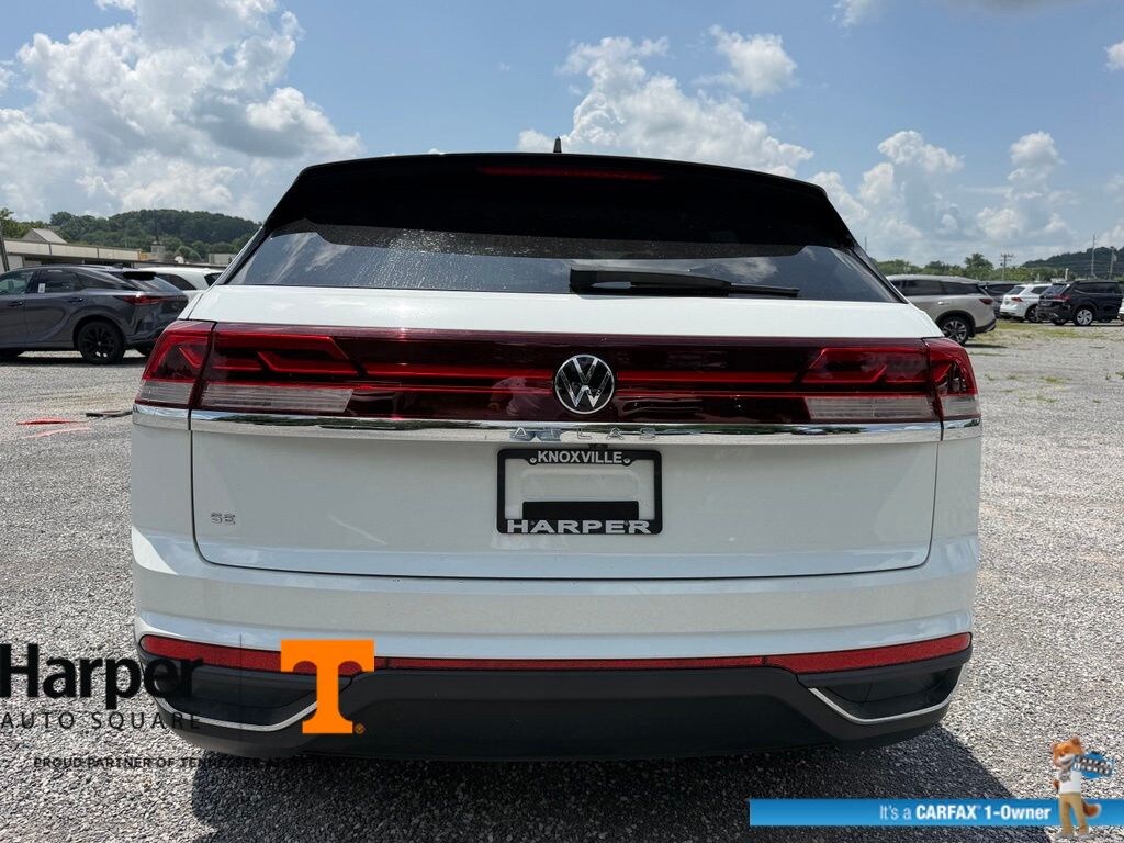 Used 2024 Volkswagen Atlas Cross Sport 2.0T SE SUV