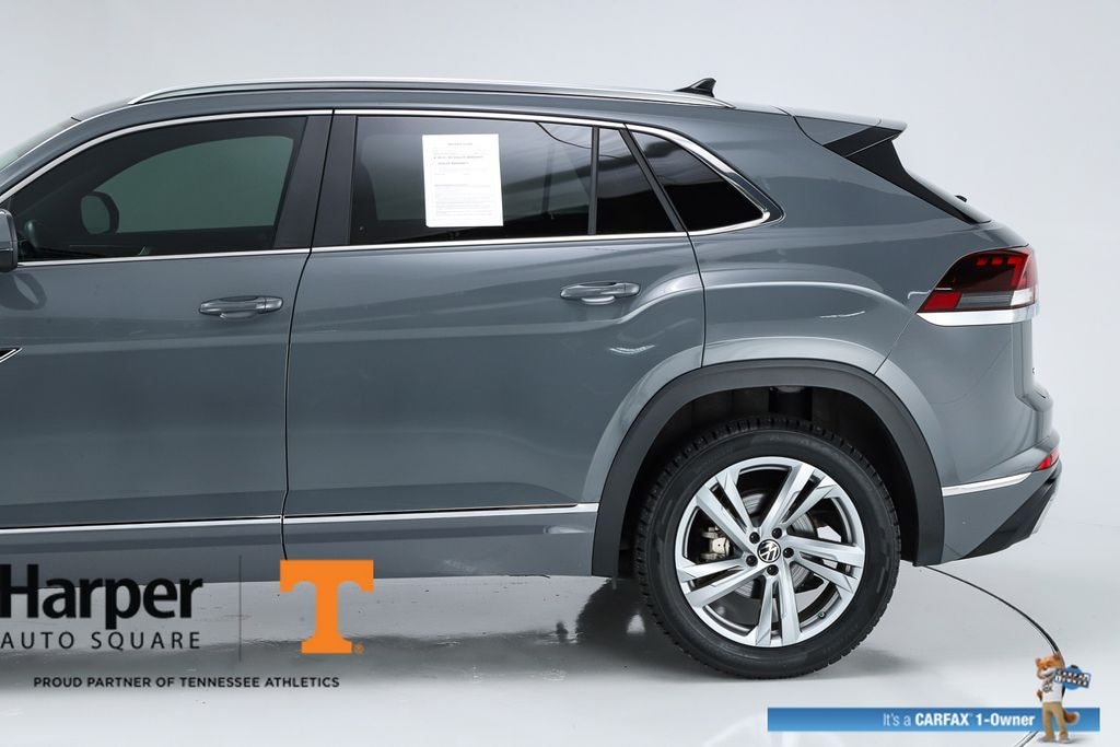Used 2024 Volkswagen Atlas Cross Sport 2.0T SEL R-Line SUV