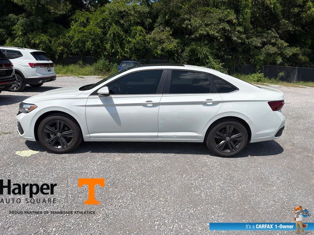 Used 2024 Volkswagen Jetta 1.5T SE Sedan